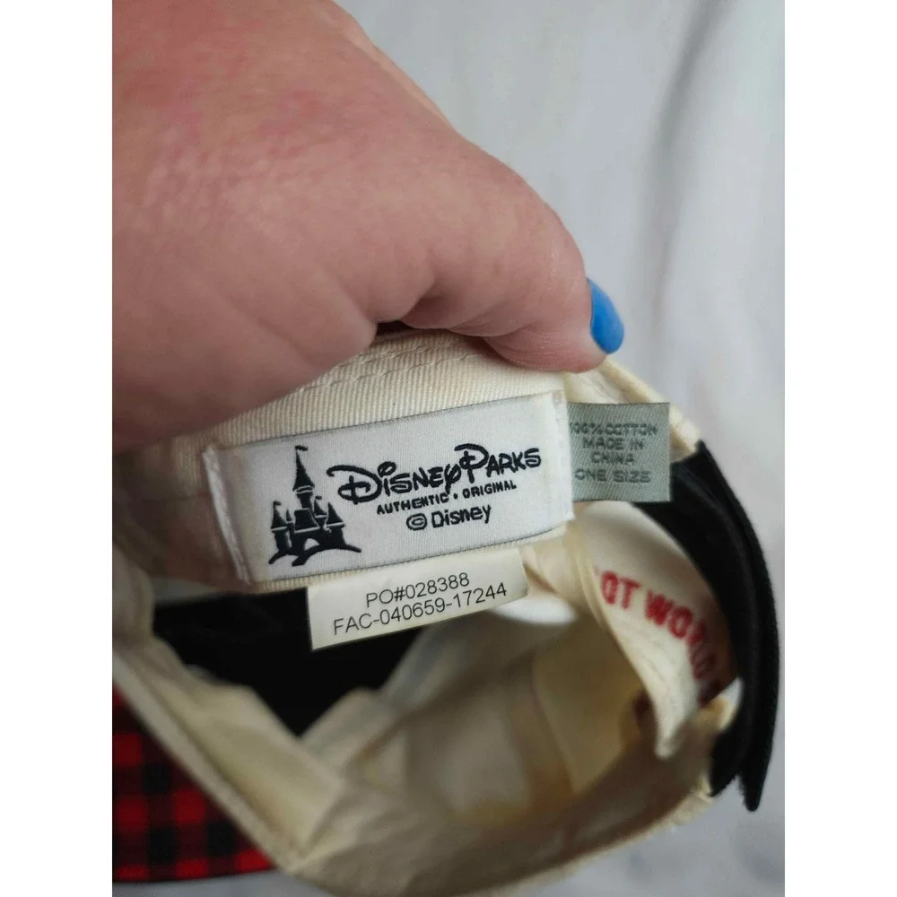 Disney Parks Epcot World Showcase Canada Hat Black Cream Plaid